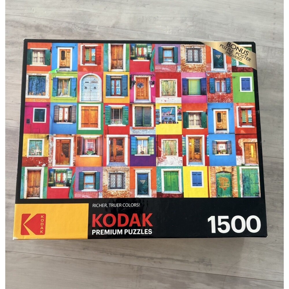 KODAK Premium Puzzle Colorful Windows and Doors of Burano 1500 Piece